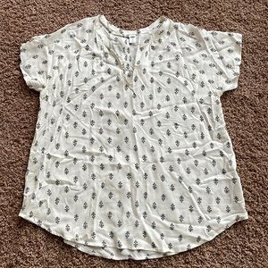Old Navy White Print Blouse